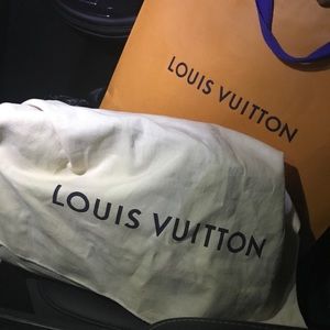 Louis Vuitton Purse with wallet